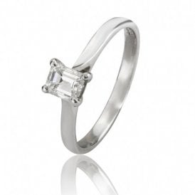 Solitaire Diamond Ring White Gold Radiant Cut