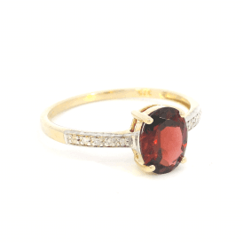 Oval Garnet & Diamond Ring
